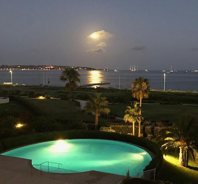 אנטיב Vue Mer Juan Les Pins מראה חיצוני תמונה